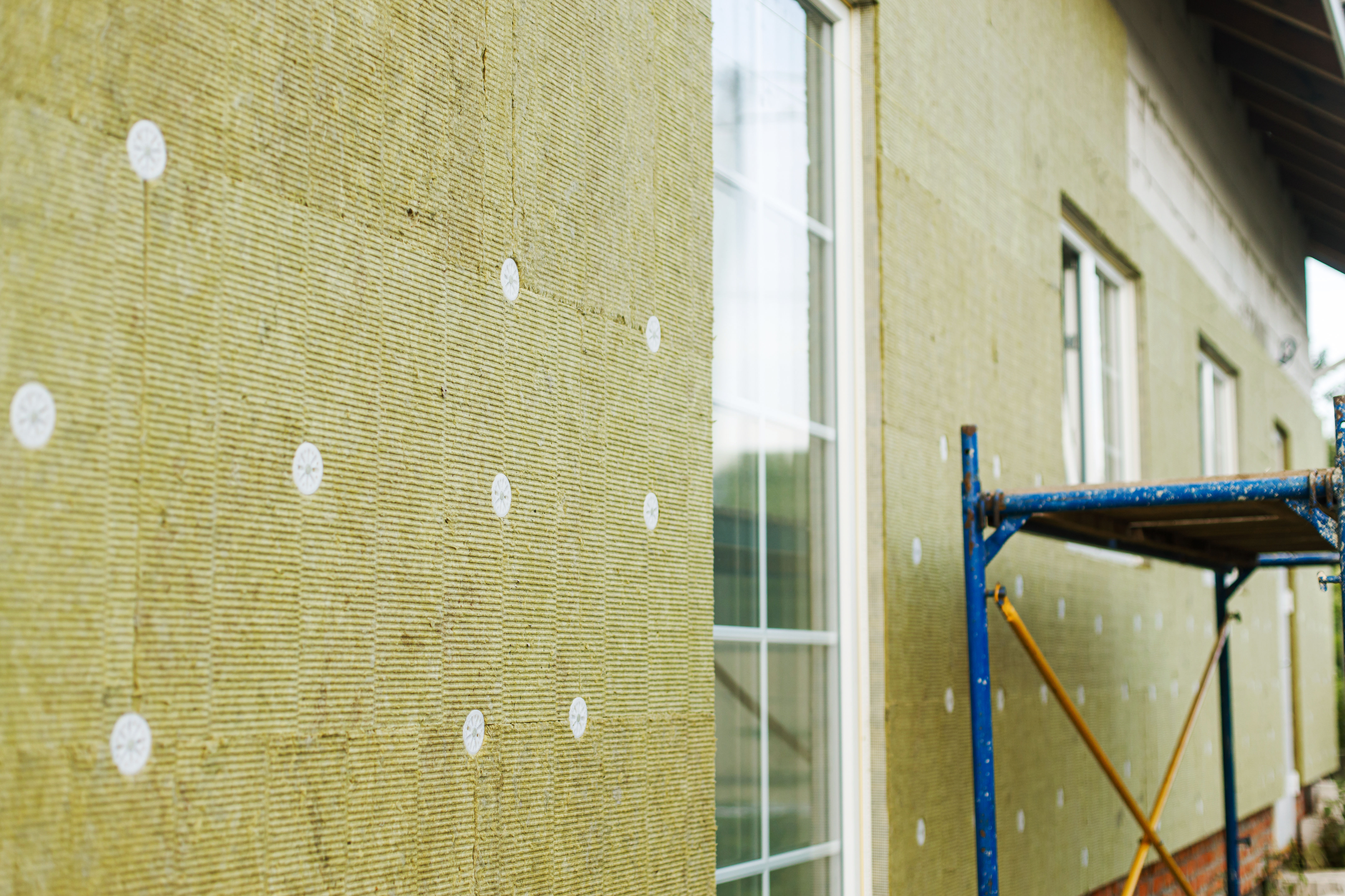 איטום מבנים חיצוני – איטום קירות וטיפול באריחים